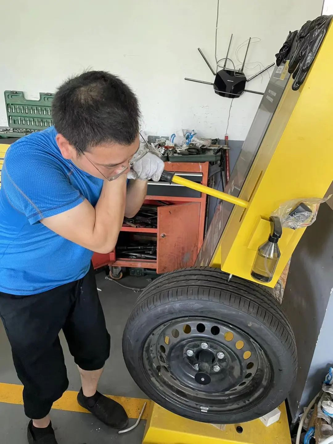 ZETA tire,puncture-resistant tires , puncture-resistant and explosion-proof tires , self-repairing tires , safety tires ZETA tire,puncture-resistant tires , puncture-resistant and explosion-proof tires , self-repairing tires , safety tires