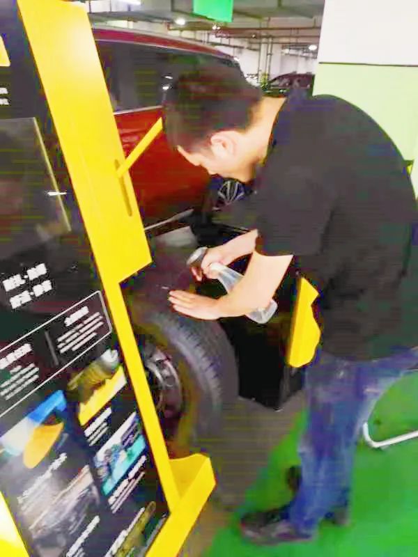 ZETA tire,puncture-resistant tires , puncture-resistant and explosion-proof tires , self-repairing tires , safety tires ZETA tire,puncture-resistant tires , puncture-resistant and explosion-proof tires , self-repairing tires , safety tires